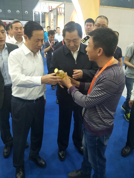 尊龙凯时,油茶莳植生产加工销售,植物油莳植生产加工销售